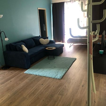 Kalevite Kodu 2-Toaline Apartment! Kuressaare Eksteriør billede