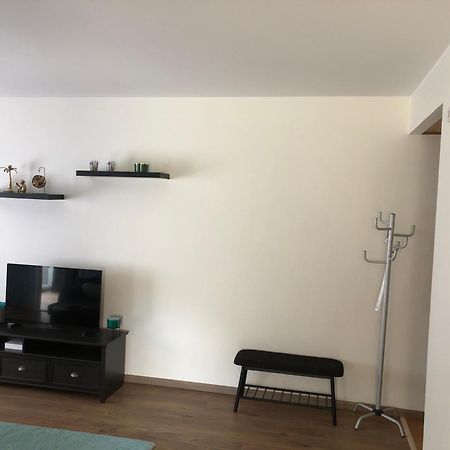 Kalevite Kodu 2-Toaline Apartment! Kuressaare Eksteriør billede